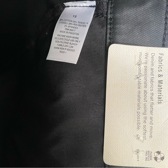 a.n.a Women’s Black Faux Leather High Rise Skinny Pants, Size 12, NWT! - Picture 7 of 7